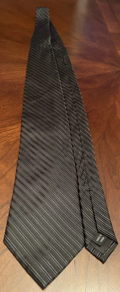 Галстук мужской Merona черный серебристый 97% шелк 3% металлик сделано в Китае - Изображение 3 из 4