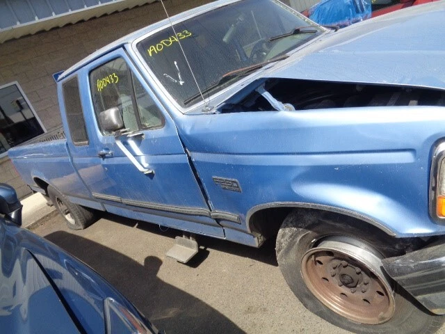 Conjunto de luz trasera usada se adapta a: Ford F250 1997 camioneta chasis cabina cuadrado grado A Foto 4 de 4