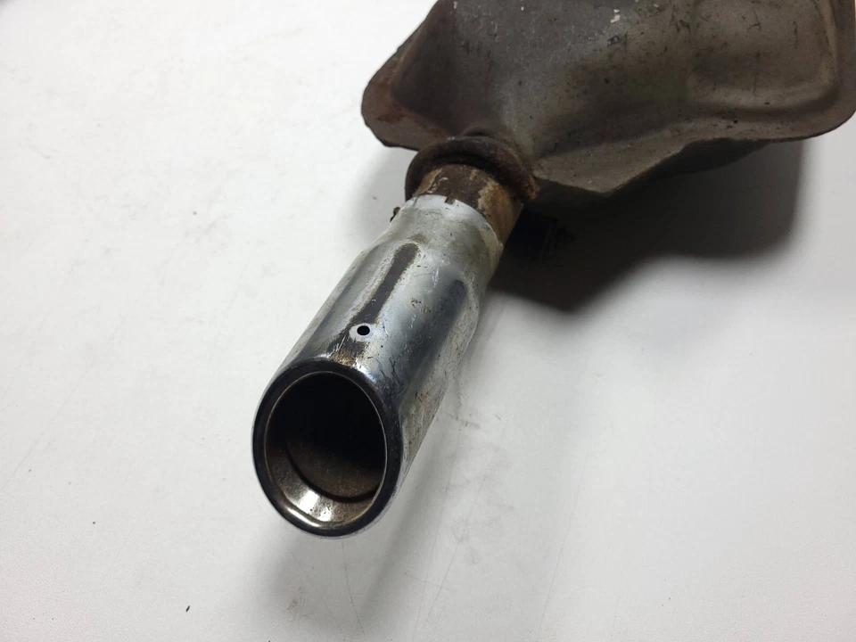 Par de silenciadores de escape trasero Mercury Milan 06-09 OEM Foto 2 de 4