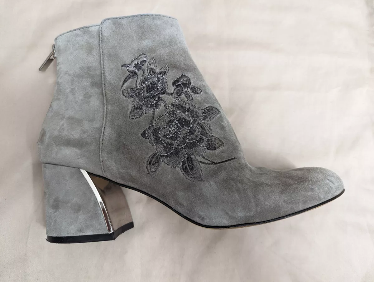Lord and taylor store leopard booties