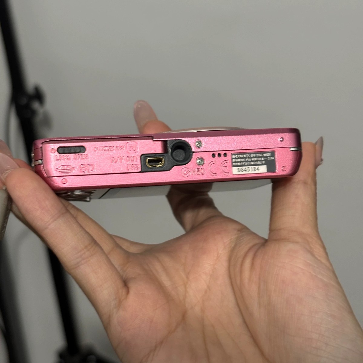 Sony Cyber-Shot DSC-W630 16.1MP 5x Digital Camera English
