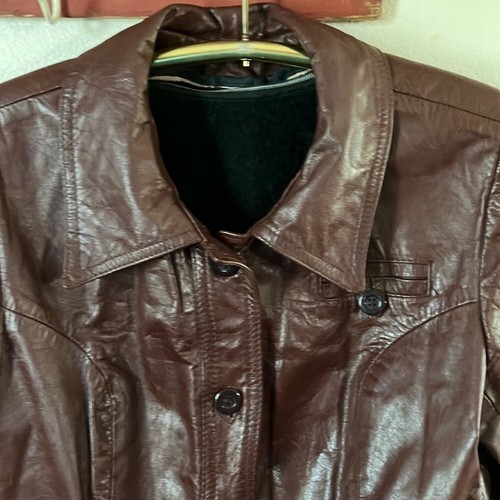 Vintage Burgundy Leather Button Up Jacket with Removable Winter Lining - Picture 2 of 14