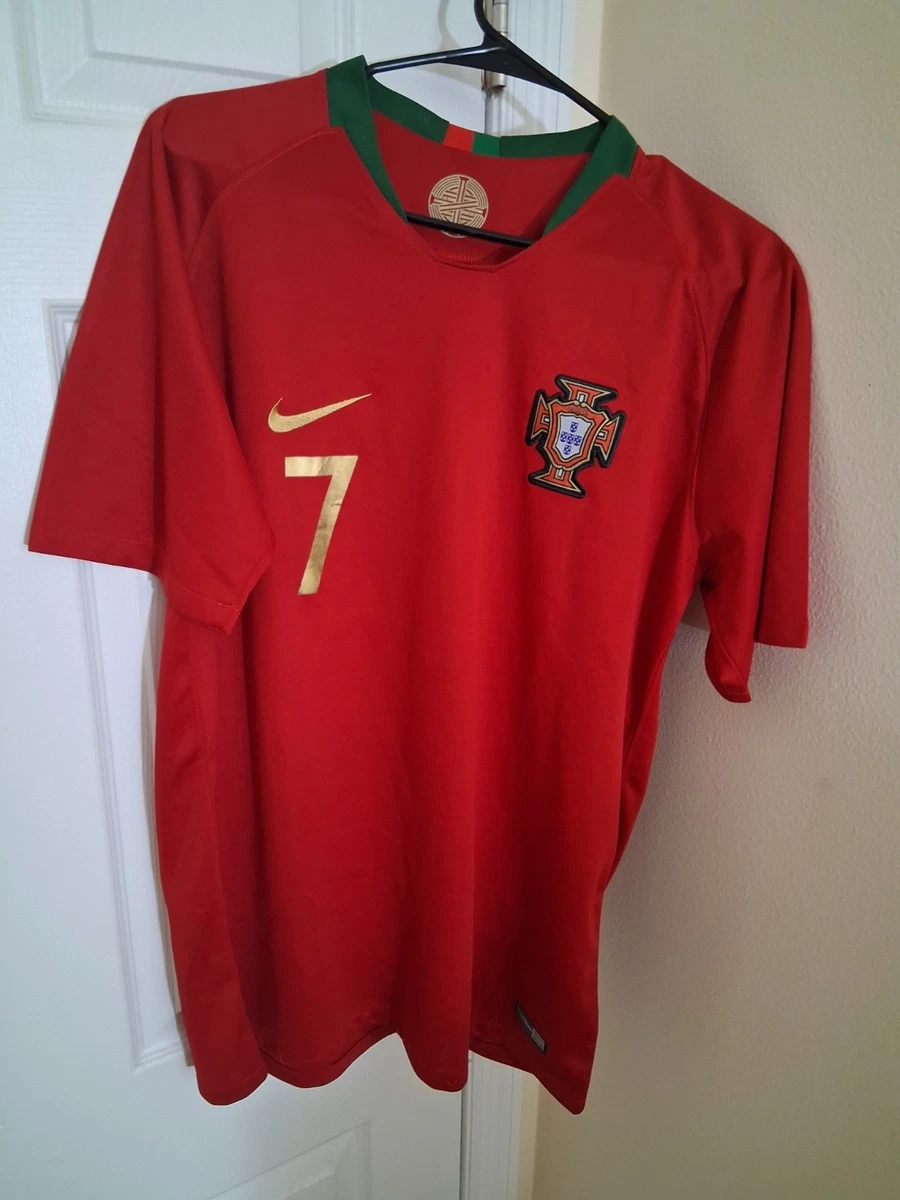 Nike Size XL Cristiano Ronaldo National Team Soccer Fan Apparel