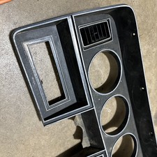 Dodge 4wd Ramcharger 150 250 Dash Instrument Gauge Cluster Bezel 81 - 93 H746 Dodge 4wd Ramcharger 150 250 Dash Instrument Gauge Cluster Bezel 81 - 93 H746