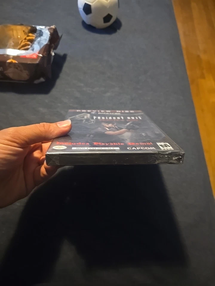 Resident Evil 4 Preview Disc (Nintendo GameCube) NEW SEALED! - Image 2 of 4
