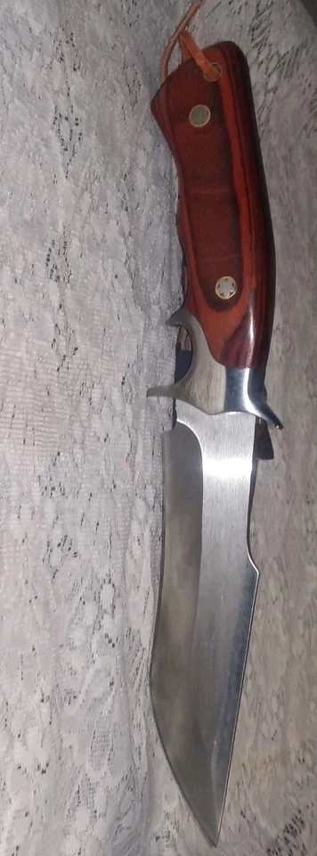 Cuchillo de caza de acero M390, espiga completa con funda de cuero al aire libre afilado hermoso  Foto 4 de 4