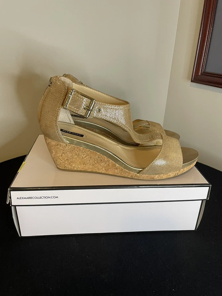 Alex Marie 11M Illiana Gold Shimmer Cork Wedge Sandal Comfort  - Image 4 of 4