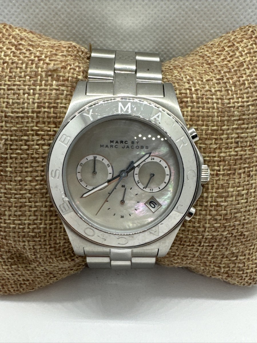 Marc Jacobs MBM8636 Women Silver Stainless Steel Analog Dial  display picture 3
