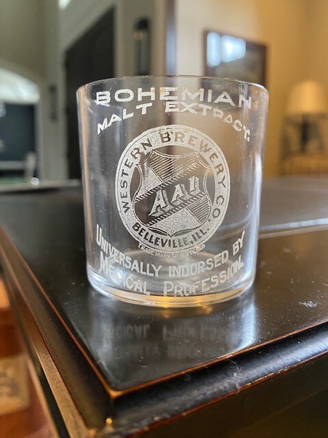 BELLEVILLE IL ILLINOIS Western Etched Glass pre prohibition AAI Medicinal Malt !