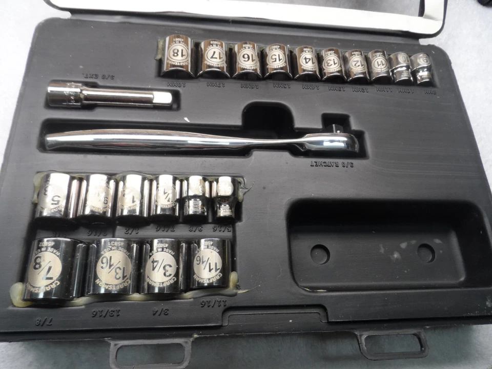 Craftsman 3/8" Drive SAE MM Ratchet Socket Wrench Set, USA, 22 pcs 6pt PN 45882 - Image 3 of 4