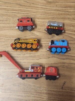 Thomas & Friends Take Along Rocky Train Murdoch Sodor Aquarium Caboose Tendor