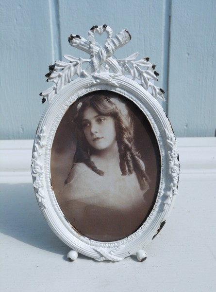 Van Deurs Bilderrahmen Vintage Fotorahmen Oval Weiß Antik Nostalgie 11X18 Cm-image