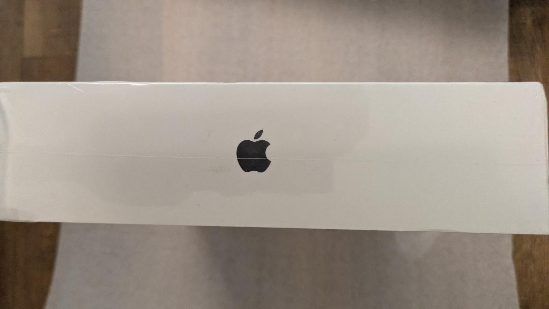 Apple MacBook Air 13.3 in 2020/Apple M1 3.20 GHz, 256 GB 8