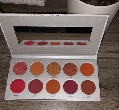 Morphe x Jaclyn Hill Eyeshadow Palette - Ring The Alarm - 10 Dangerously Hot &