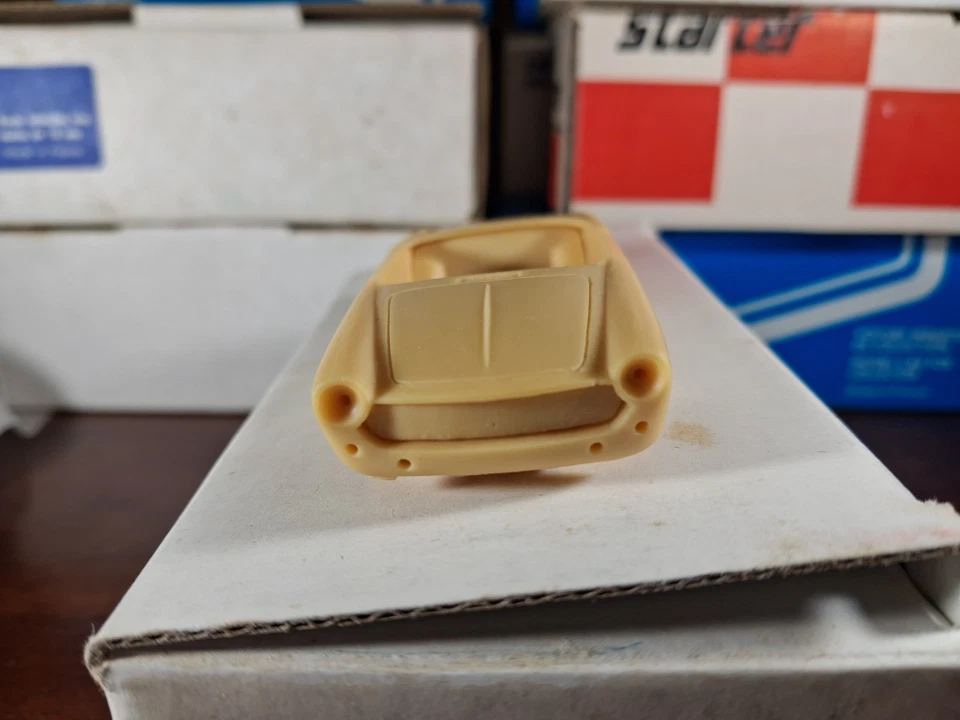 B.O.G. KIT FIAT 1500 CABRIOLET SCALA 1/43 - Immagine 2 di 4