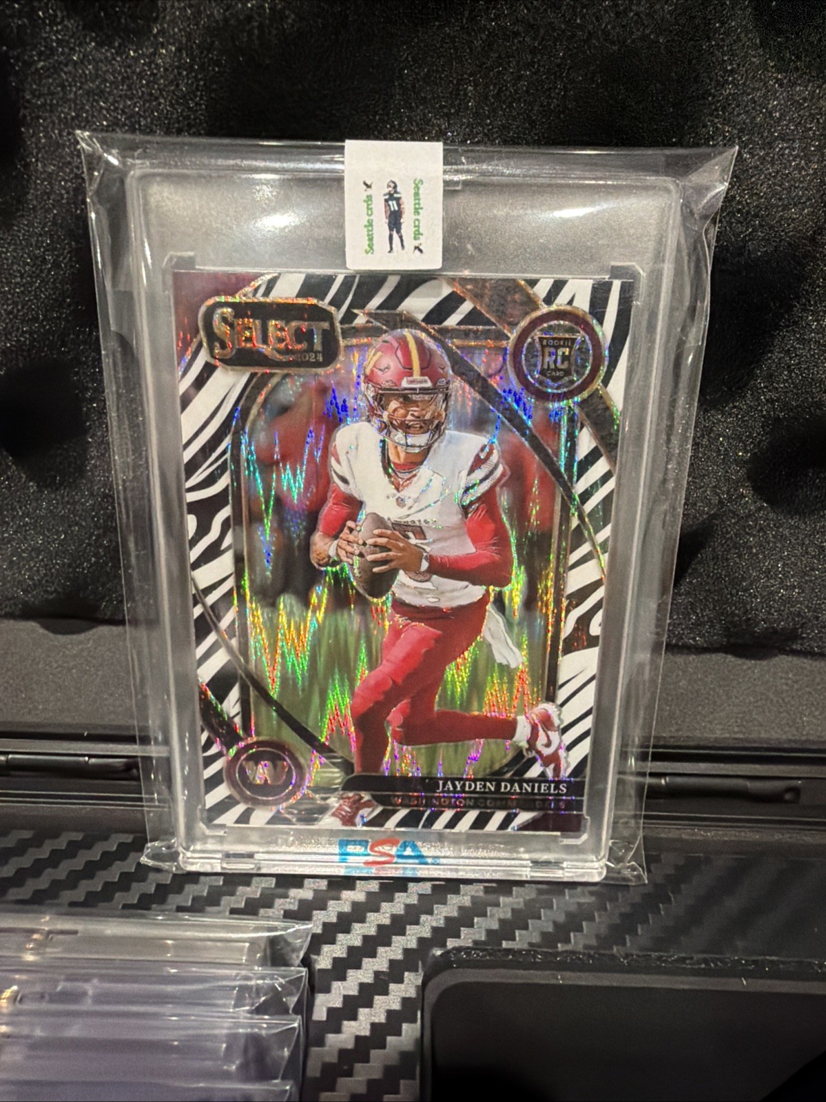 2024 Panini Select - Club Level Jayden Daniels #217 Zebra Shock Prizm (RC)