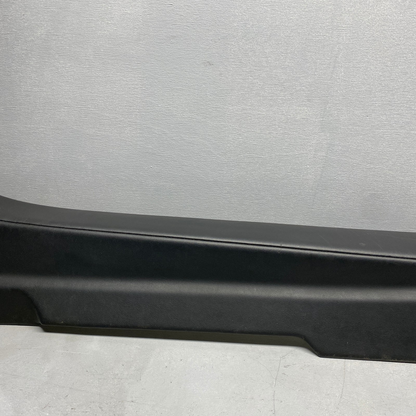 2018 Lamborghini Huracan Left Sill Trim Panel 4T1854903E