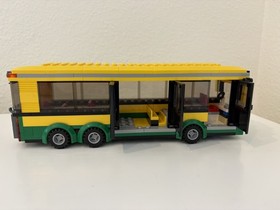 LEGO CITY: Bus Station (60154)- w/ Instructions 
