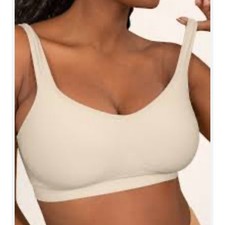New Truekind Daily Comfort Wirefree Shaper Bra Women s Size Large NWT Beige