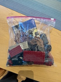 LEGO Castle: Scorpion Prison Cave (8876)