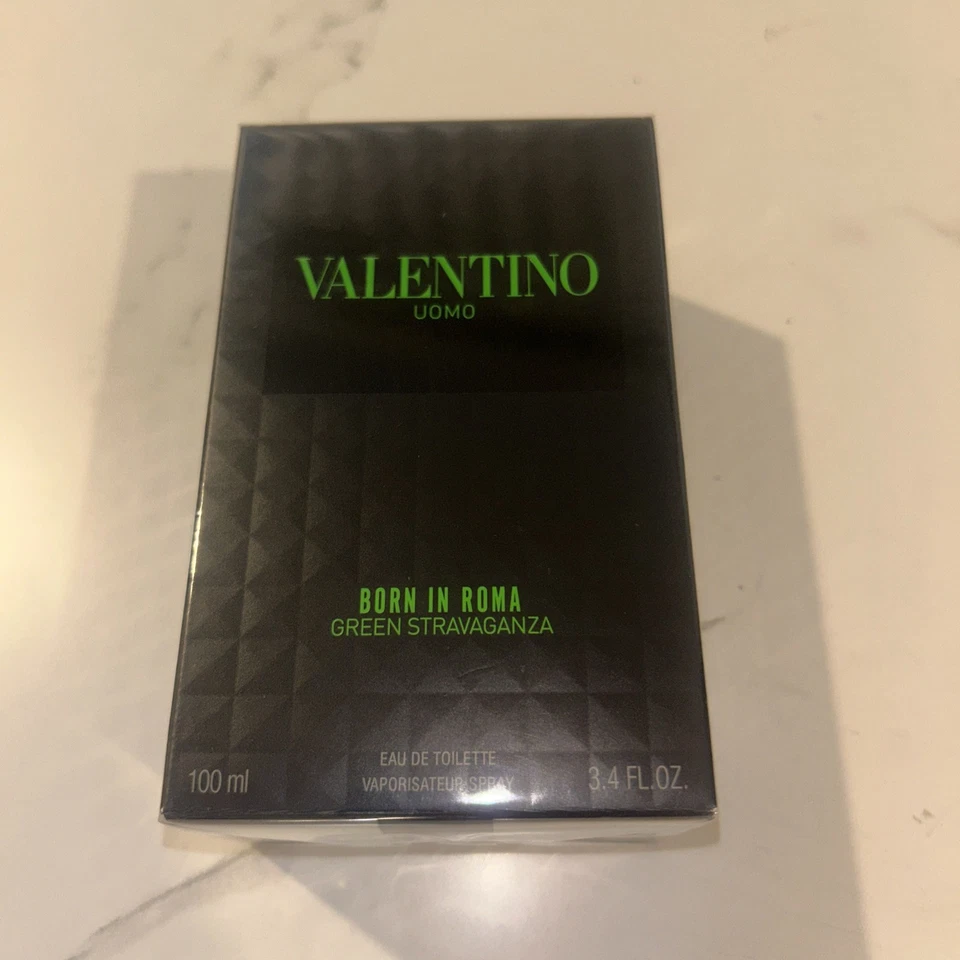 Valentino Uomo Born In Roma Green Stravaganza 3,4 oz. EDT Spray para Hombres ¡SELLADO! Foto 2 de 4