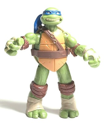 Figurine Teenage Mutant Ninja Turtle Leonardo 2012 Viacom 4.5'' ASST 90500 PTI