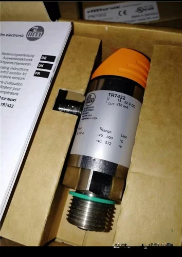 New 1PC IFM TR7432 Temperature Sensor Expedited Shipping - Picture 1 of 2
