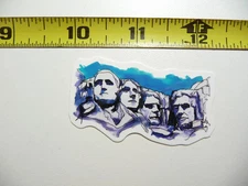 MT MOUNT RUSHMORE SOUTH DAKOTA SMALL STICKER DECAL LANDMARK TOURIST DESTINATION