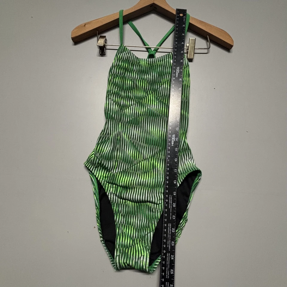 Traje de baño Nike verde de una pieza para niñas 12 28 jóvenes espalda deportiva con tiras Foto 4 de 4