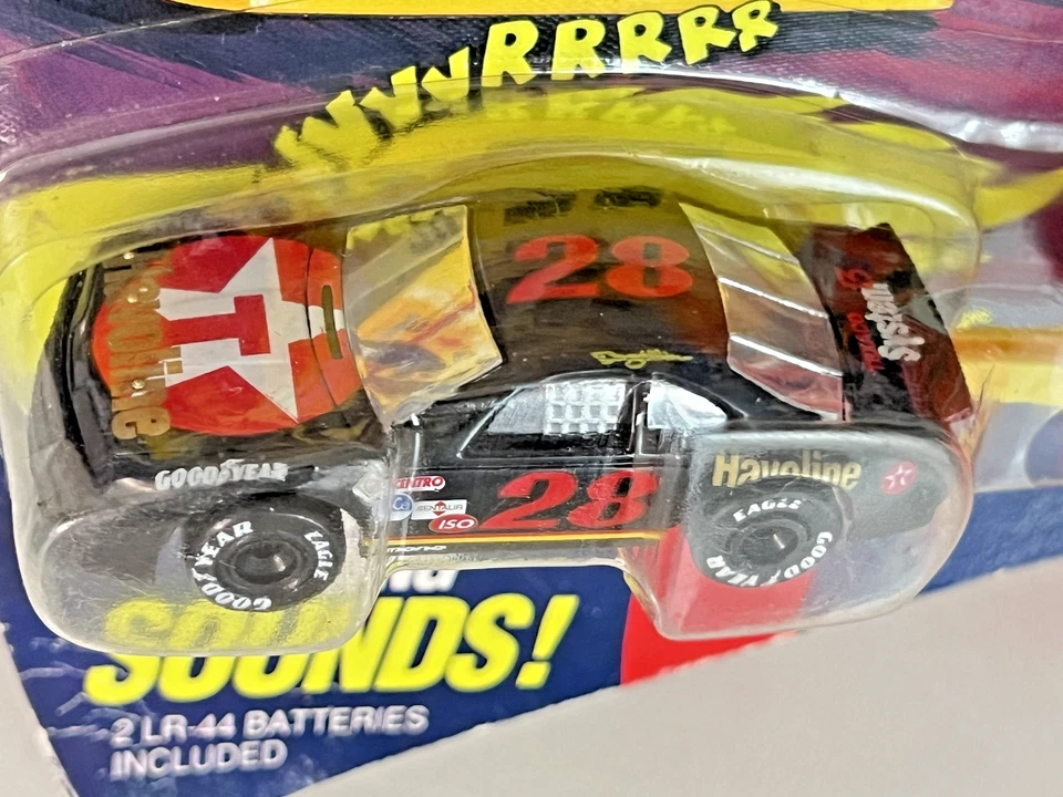 Matchbox Screaman' Stocks #28 Davey Allison 1992 Ford Thunderbird - Image 4 of 4