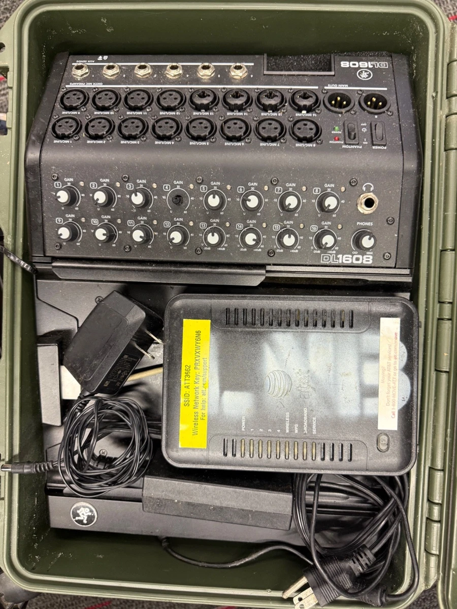 Mackie DL1608 デジタルミキサー ジャンク品(ケース付き) Mackie DL1608 デジタルミキサー ジャンク品(ケース付き) 配信機器・PA