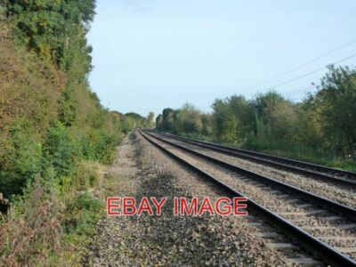FOTO GROSSE WESTERNLINIE ''BERKS UND HANTS'' BLICK NACH OSTEN VON EINEM FUSSWEG AUS GESEHEN