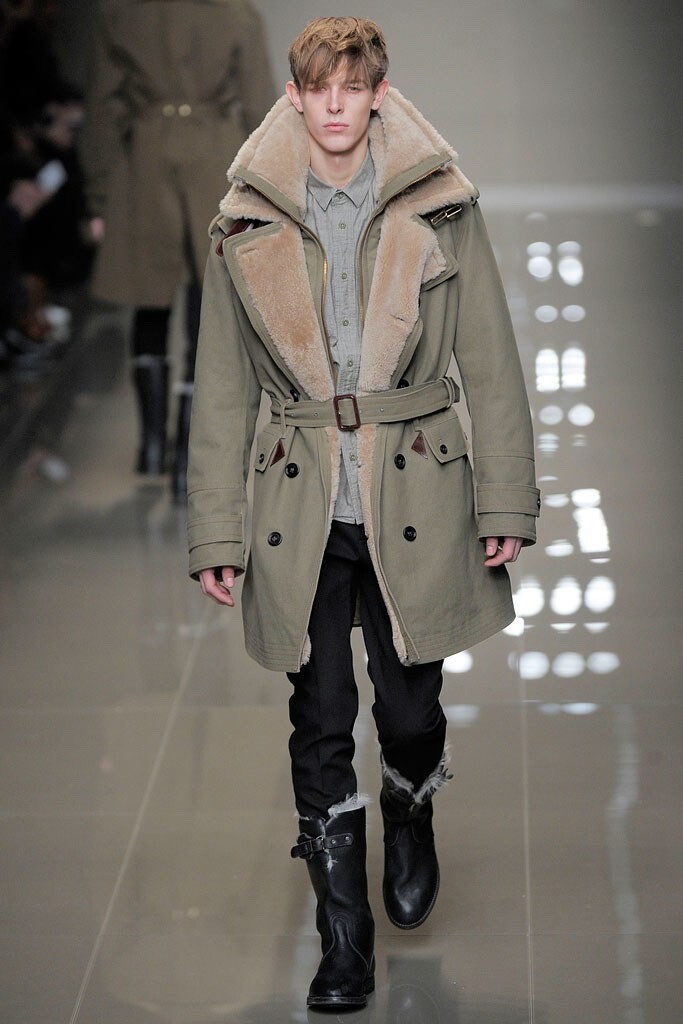 Burberry Prorsum Runway Aviator Shearling Sexy Biker Jacket 42 IT! image 3