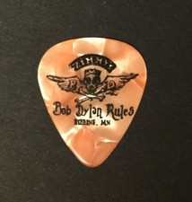 Bob Dylan Rules / Zimmy&rsquo;s Guitar Pick, Hibbing, Minnesota, Orange Pearl, Medium