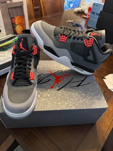 Jordan 4 Retro Infrared - Size 11 Brand New (2022) DH6927-061