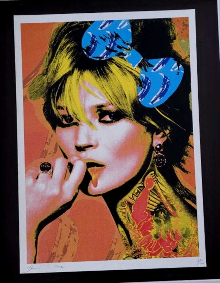 DEATH NYC Firmado a Mano GRAN Impresión Enmarcada 16x20 pulgadas Certificado de Autenticidad Kate Moss Tatuado Pop #6 Foto 3 de 4