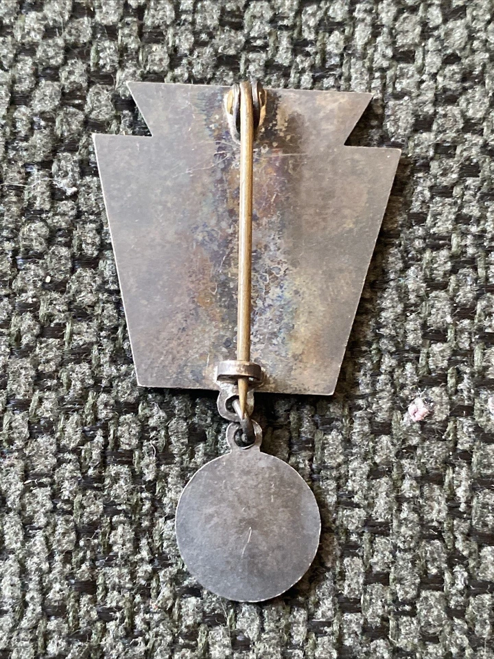 Antigua insignia de tirador de la Guardia Nacional de Pensilvania - 5 años Foto 2 de 3