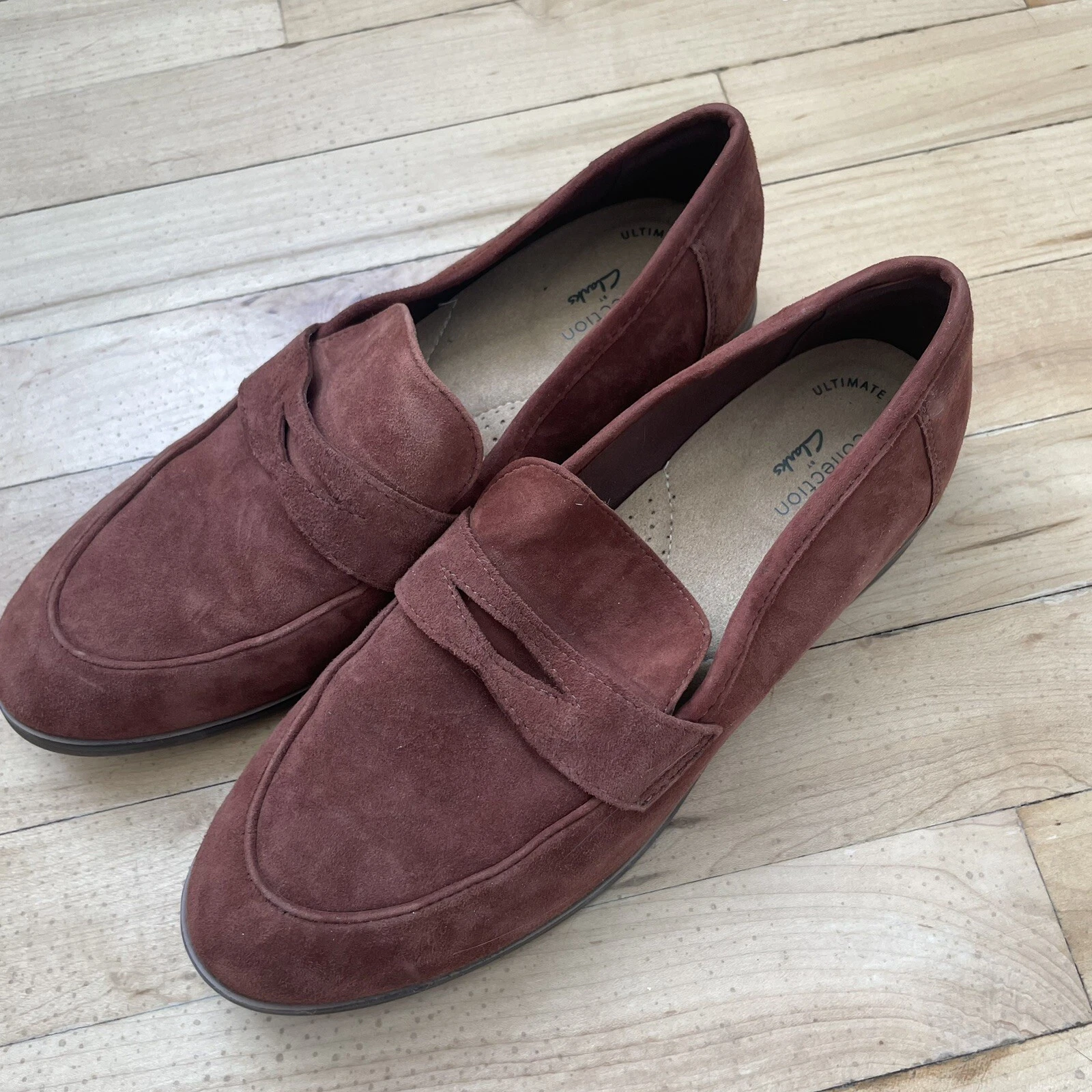 Mocassini Clarks Trish Rose da donna taglia 8 5 M in mogano scamosciato usati in ottime condizioni