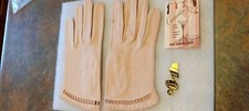 VINTAGE 1950's CRESCENDOE LADIES PINK TAYLORED GLOVES