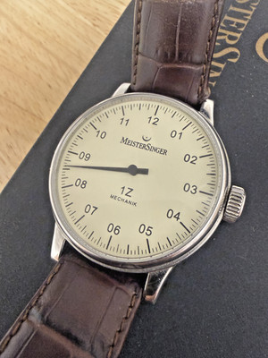 Meistersinger 1Z Swiss Manual 43mm Cream Dial Exhibition Case with Box/Papers