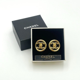 Auth Chanel Coco Turn Lock Circle Earrings Engraved 97P W/Box BA020355