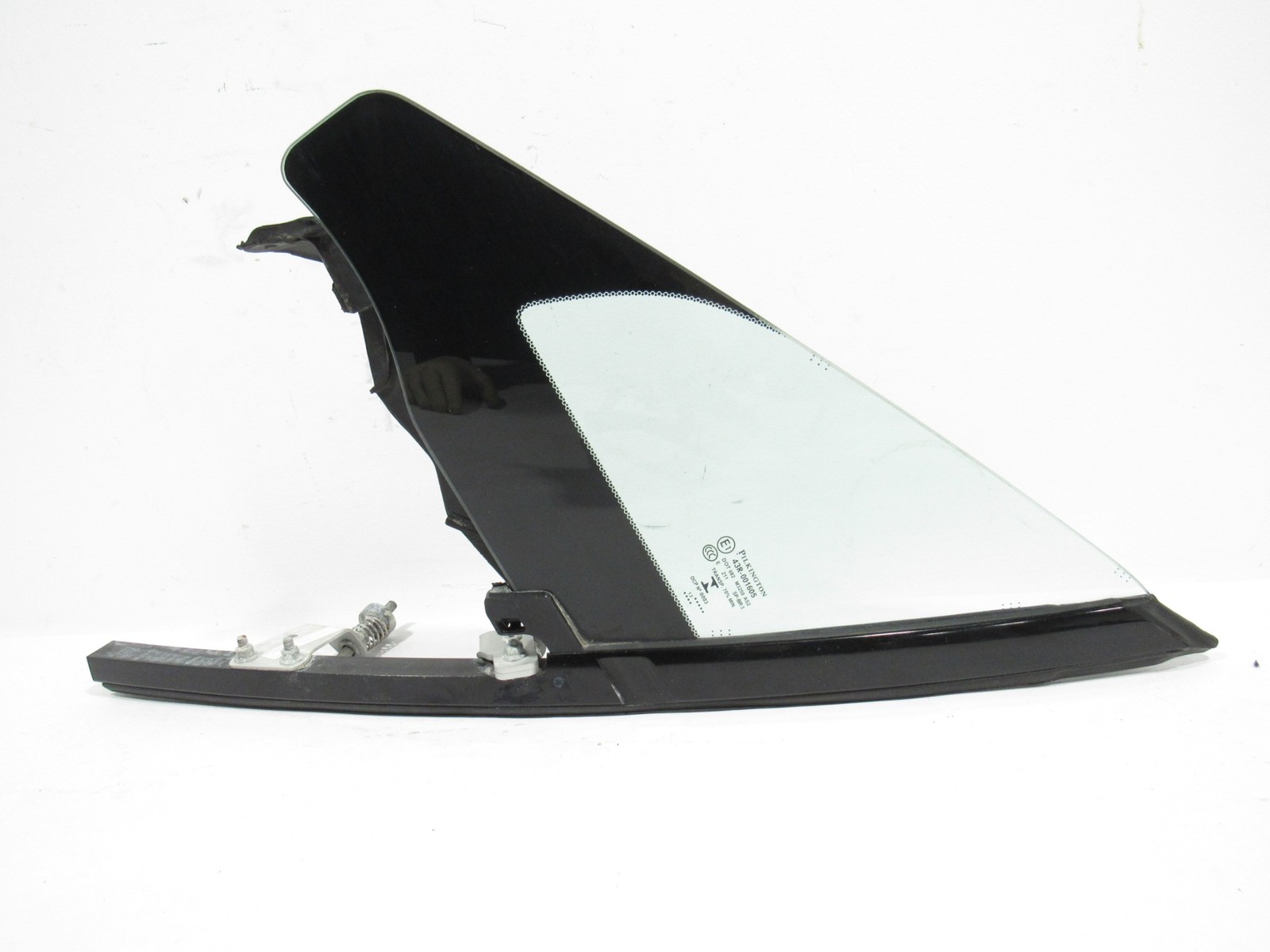14-18 Aston Martin Vanquish 2014 Front Left Driver Door Vent Window Glass |Y2