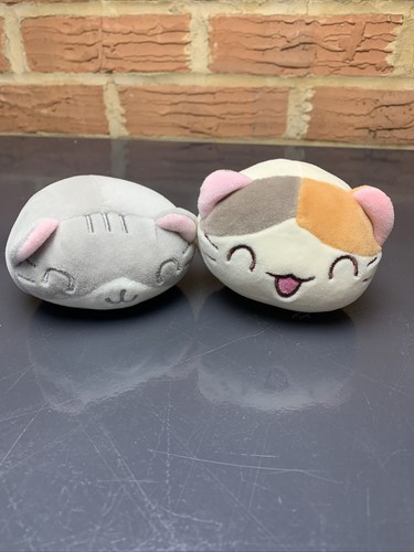 2 Nemuneko lächelnde Katze Furyu 3 Zoll Plüsch OHNE TUSHTAG Stofftier Puppe Japan
