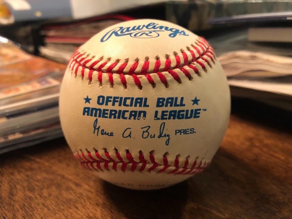 HALL OF FAMER IVAN “PUDGE” RODRIGUEZ AUTOGRAPHED MLB BASEBALL - Image 2 of 2