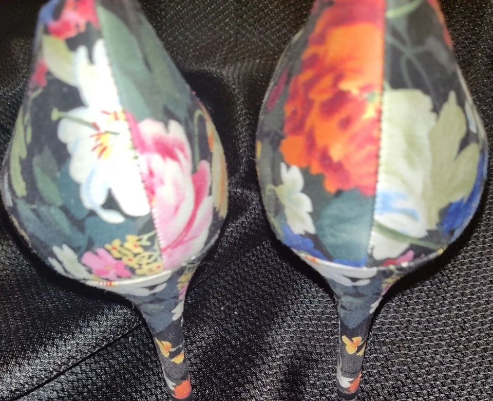 Audrey Brooke Women's MULTI Floral Canvas  Heels Size 10M SLIP ON SHOES - Image 3 of 4