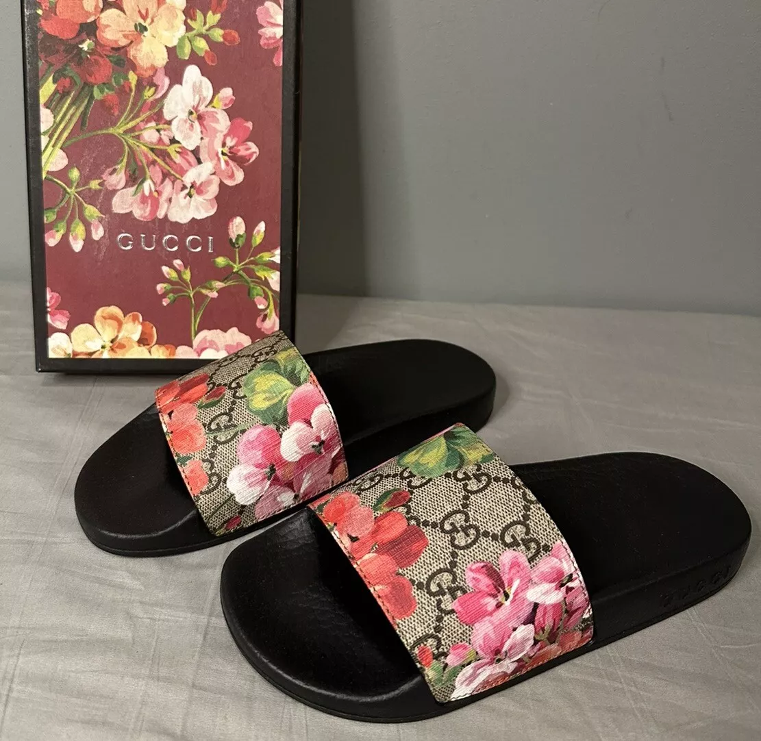 Gucci GG Bloom Supreme Floral Slides Femme Taille 34 (US 4) Authentique