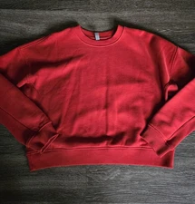 Vuori Restore Ribbed Crewneck Sweatshirt Size Medium Scarlet Red