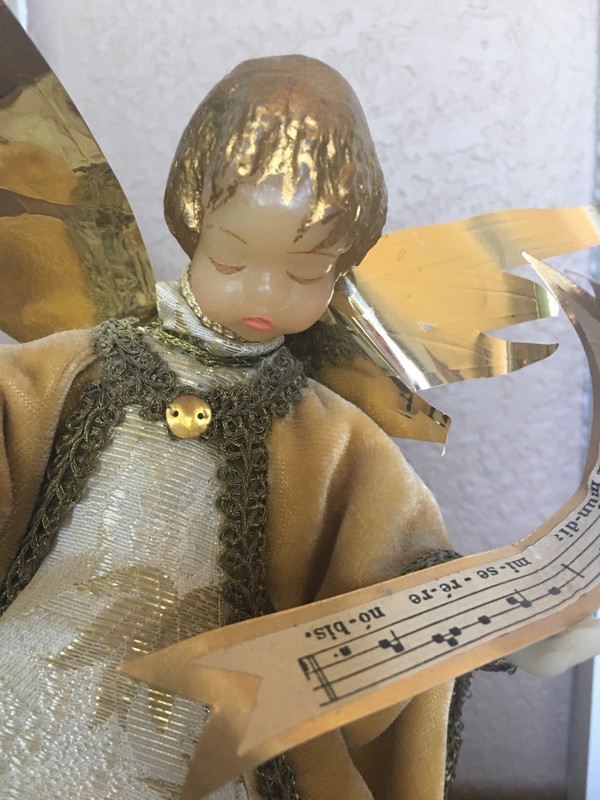 ANGEL TREE TOPPER  Vtg , Wax gold Head, gold Wings, Swaying,Singing 8 in.