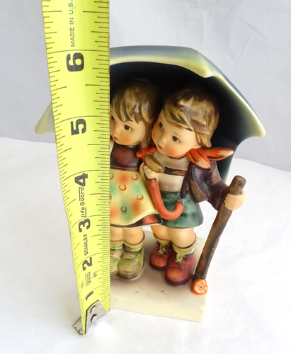 Hummel Goebel Stormy Weather 71/I Figurine Boy and Girl Under Umbrella FedEx FS - Picture 2 of 24