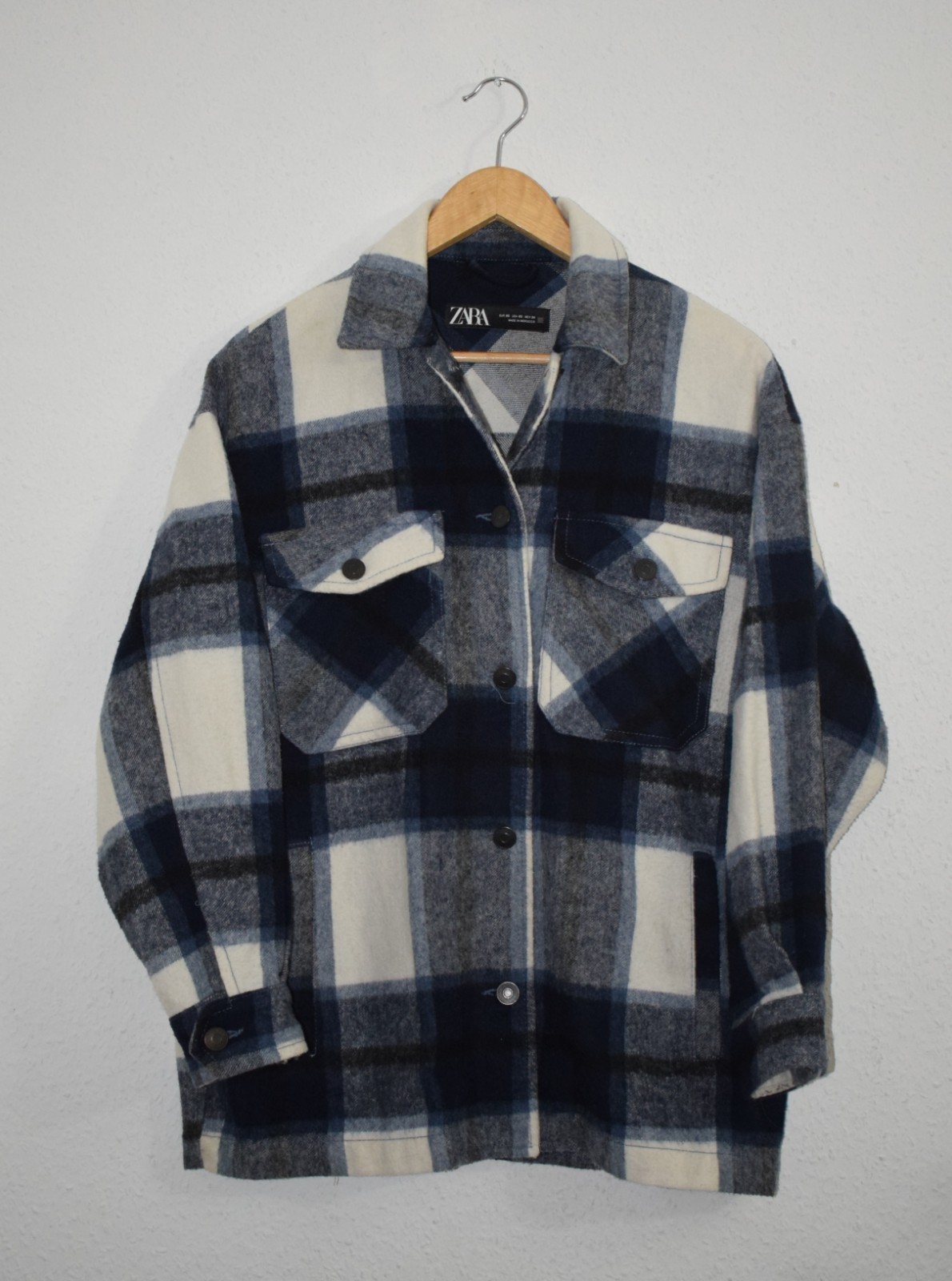 Product Description: Zara Men's Flannel Shirt image 3